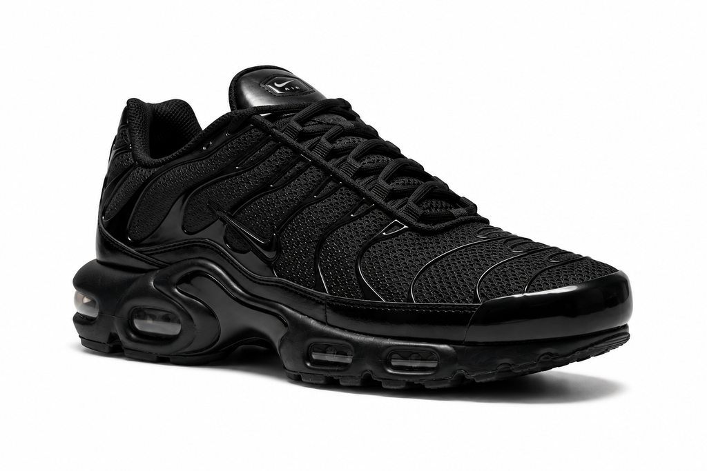 Nike Air Max Plus Triple Black